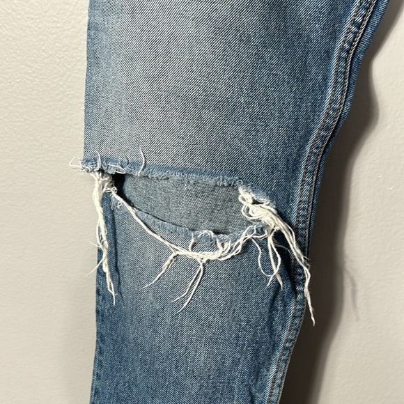 REVOLVE Jane Straight Jean in Ball of Confusion GRLFRND
Color:Ball of Confusion - Picture 7 of 11